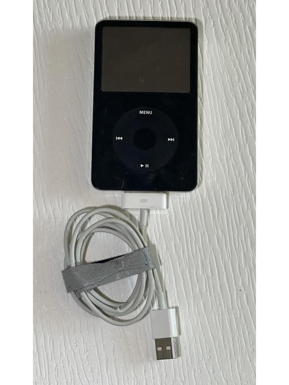 Apple iPod Classic 5th Generation Black 30gb FOR REPAIR